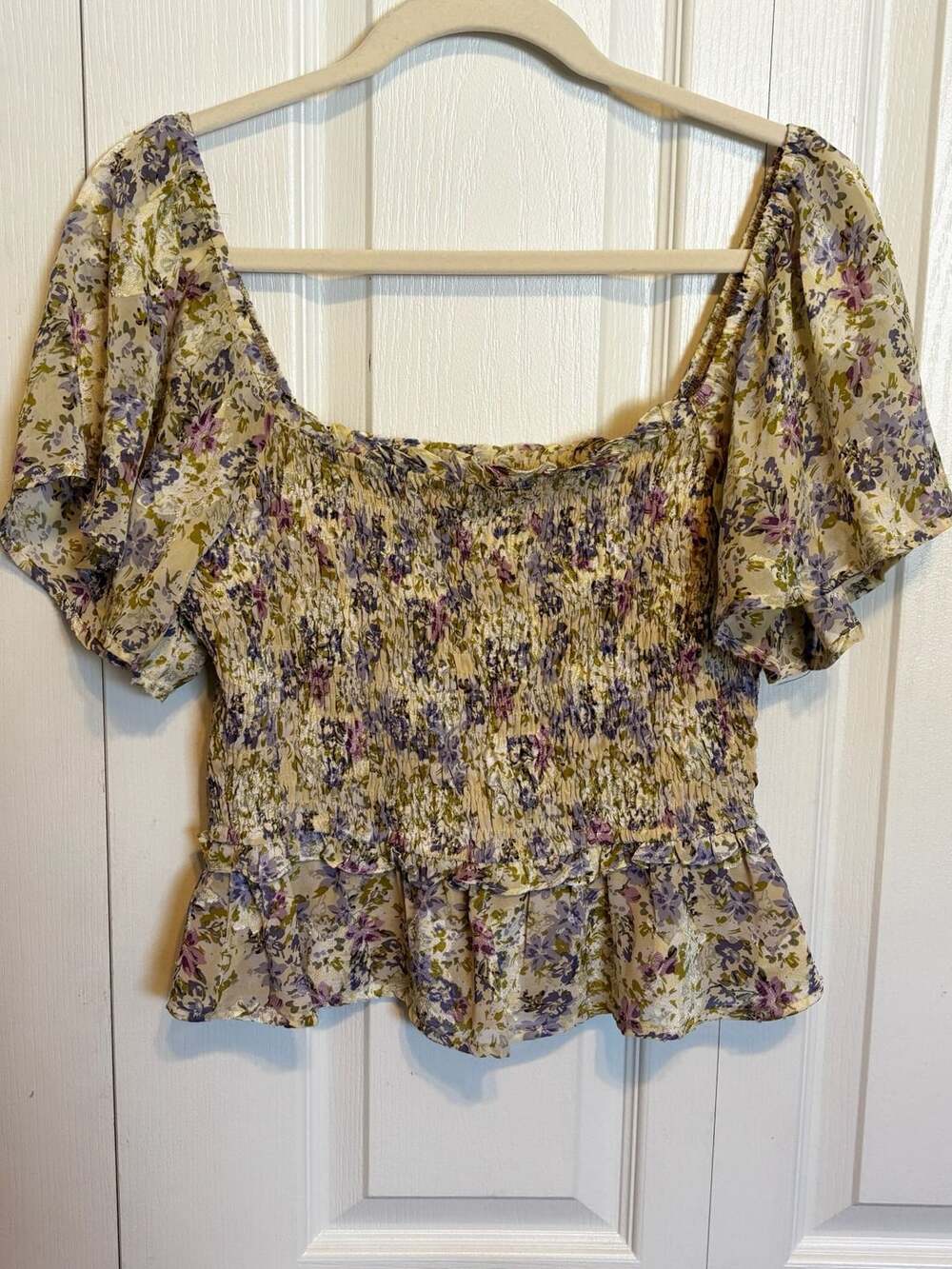 Astr The Label Ivory Lilac Floral Smocked Top Size M